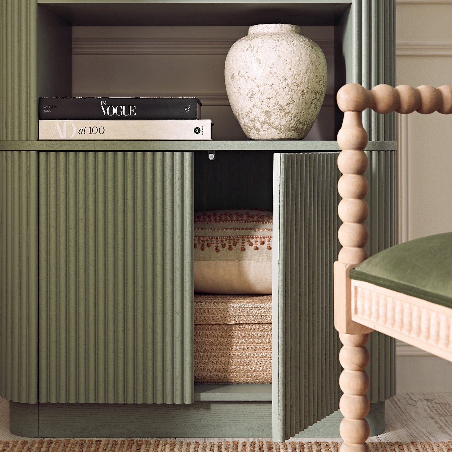 Ravenna Book Rack