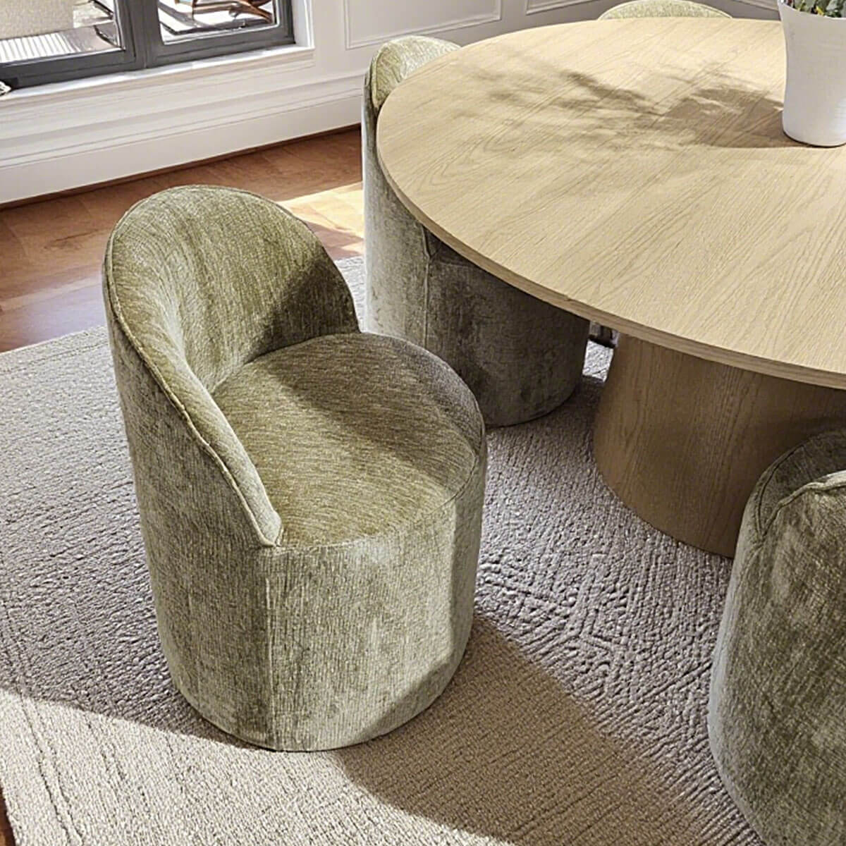 Oakline Grande Dining Set