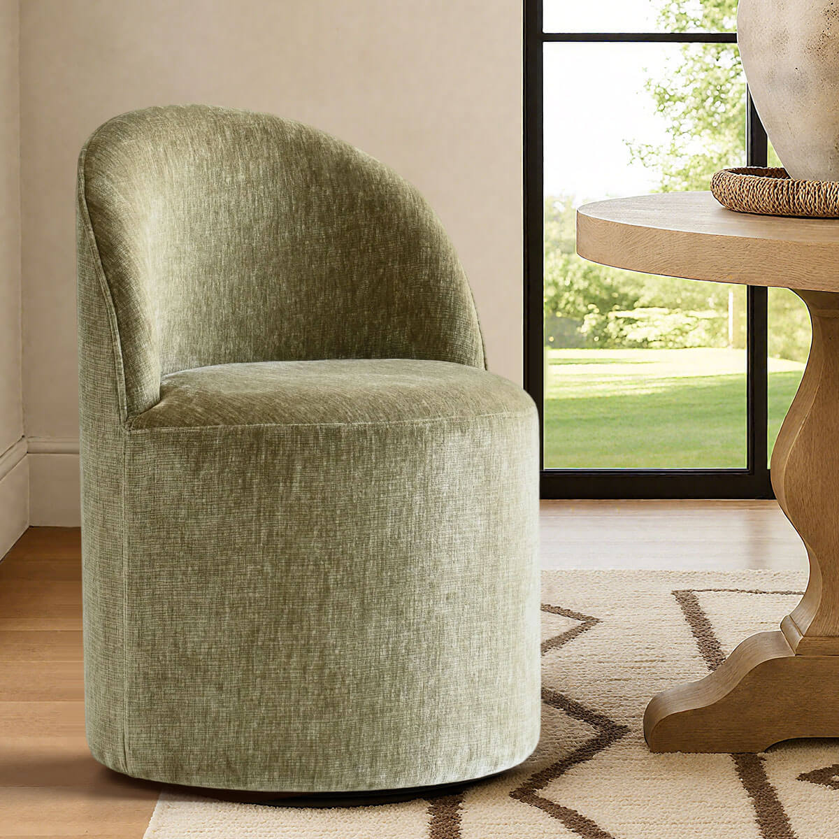 Oakline Grande Dining Set