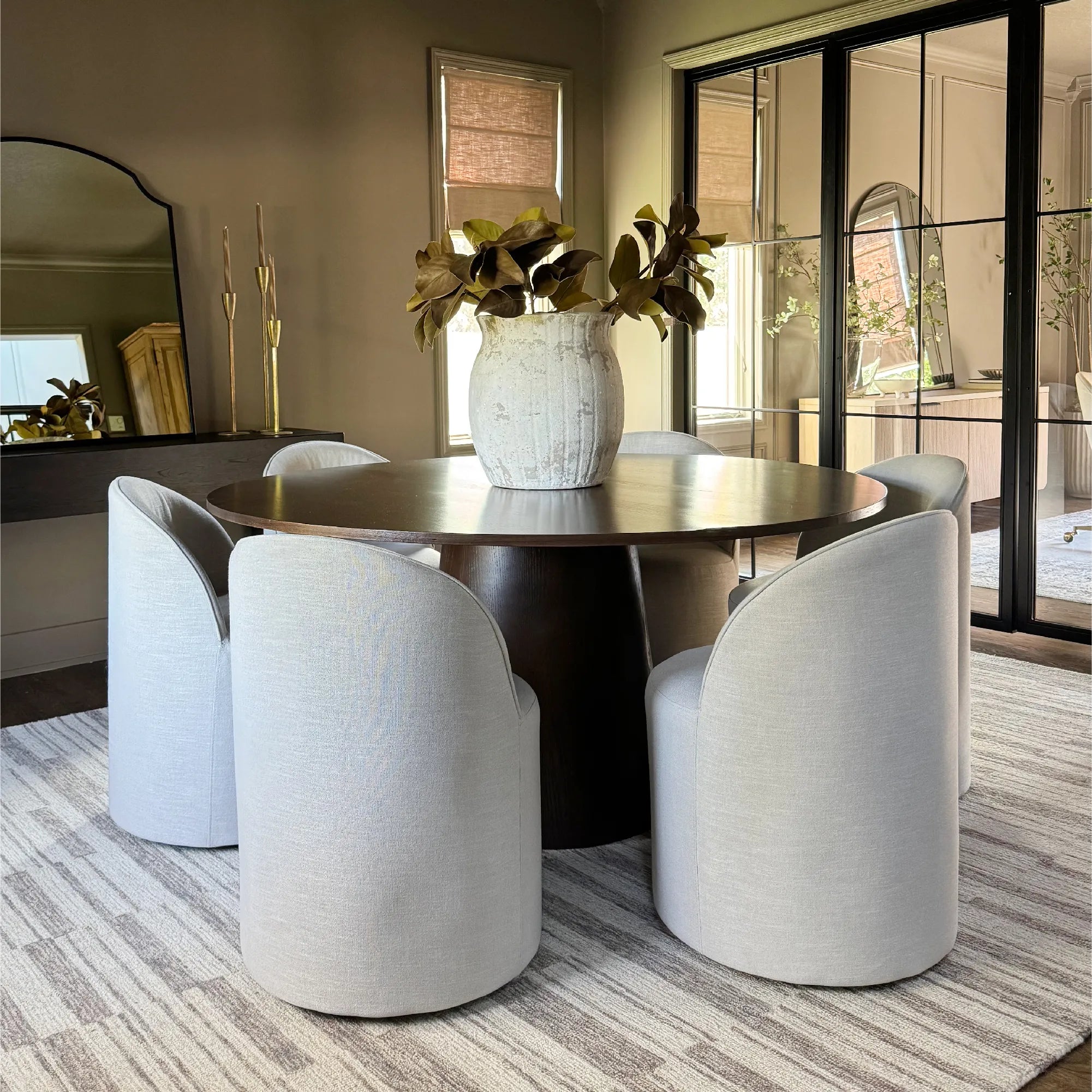 Oakline Grande Dining Set