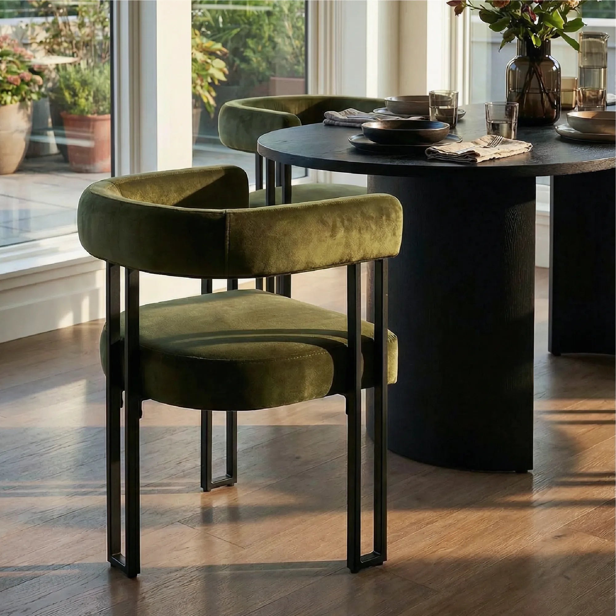 HavenCraft Dining Set