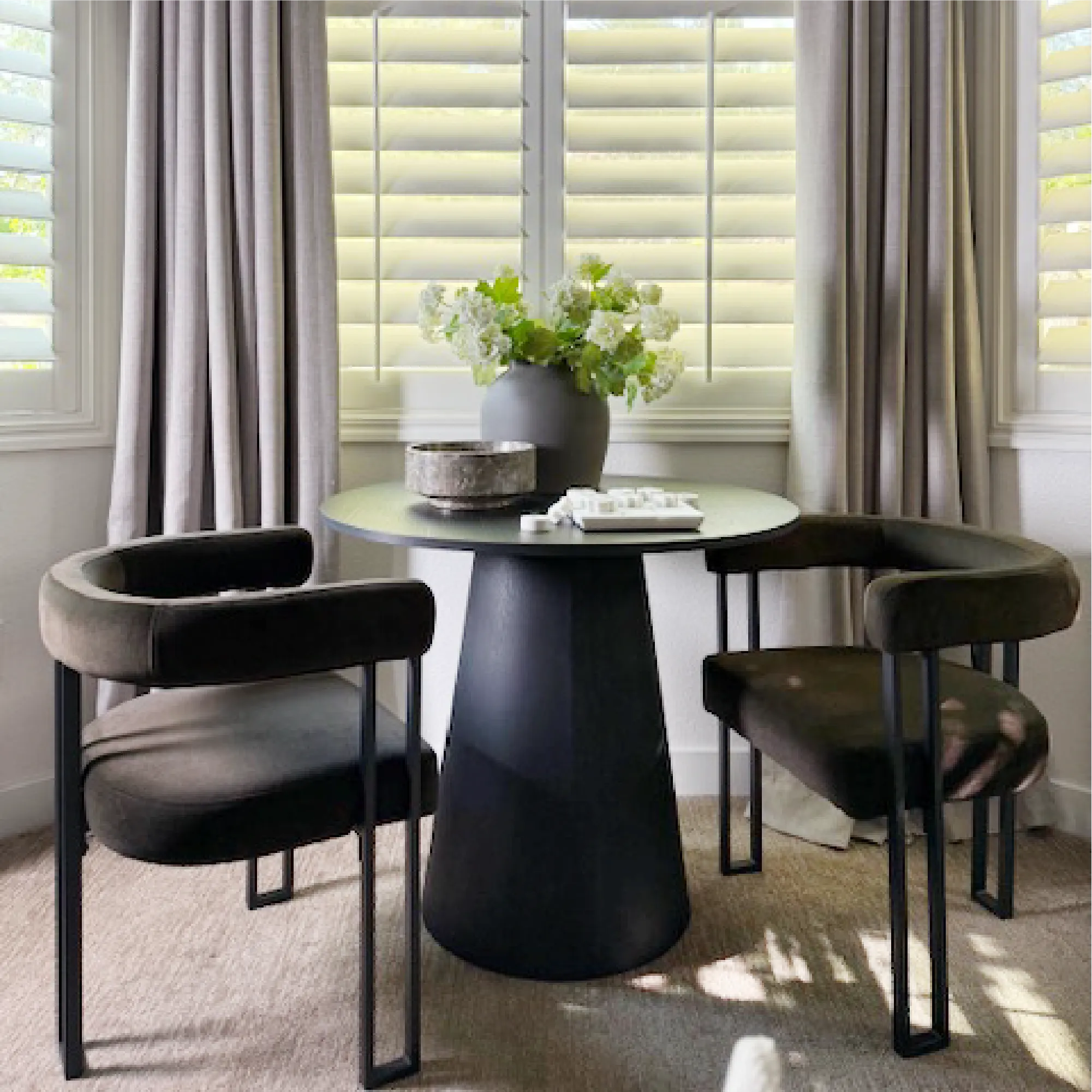 Verona Luxe Dining Set