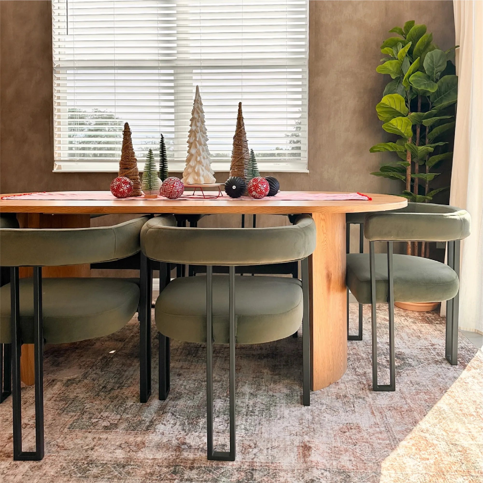 HavenCraft Dining Set