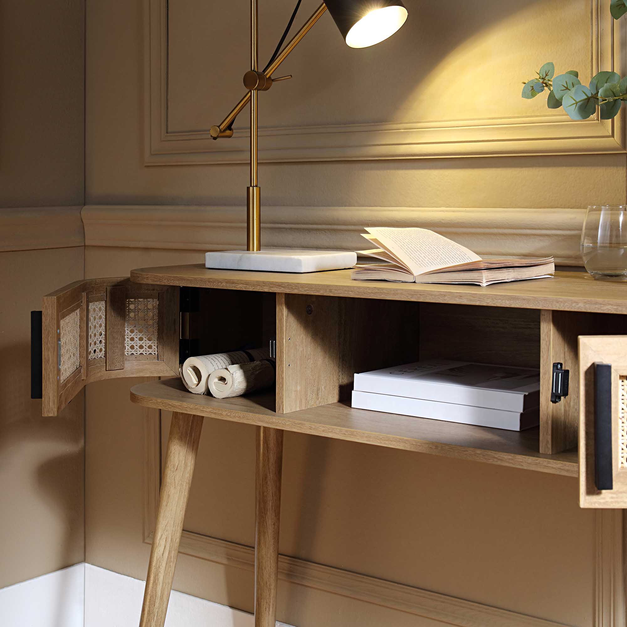 Lucca Console