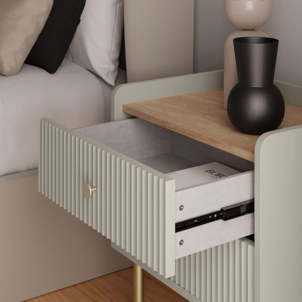 Arlo Side Table