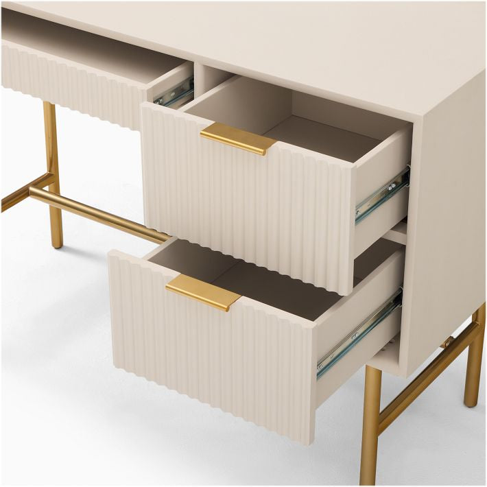Aurelia Luxe Vanity