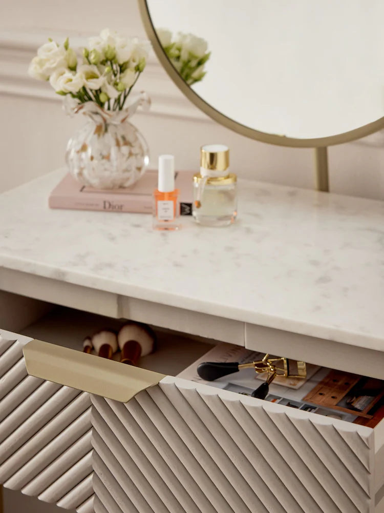 Lunara Petite Vanity