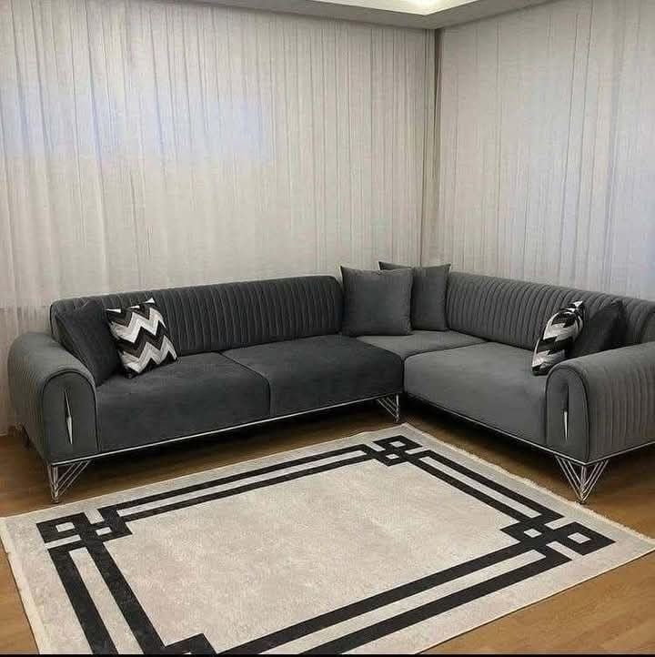 Prime Edge Sectional Sofa – Charcoal Luxe Edition