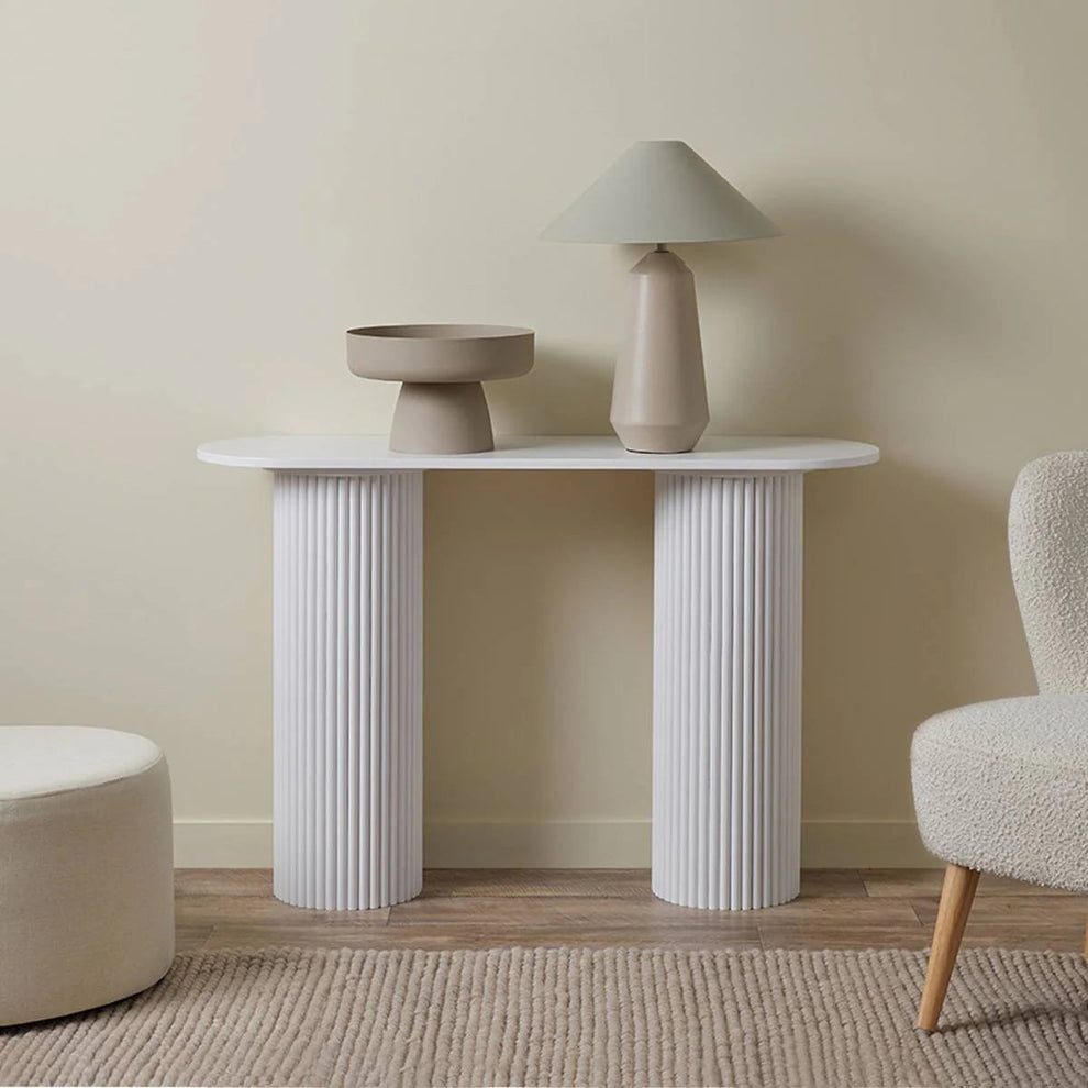 Sculptura Fluted Console – White Harmony Edition