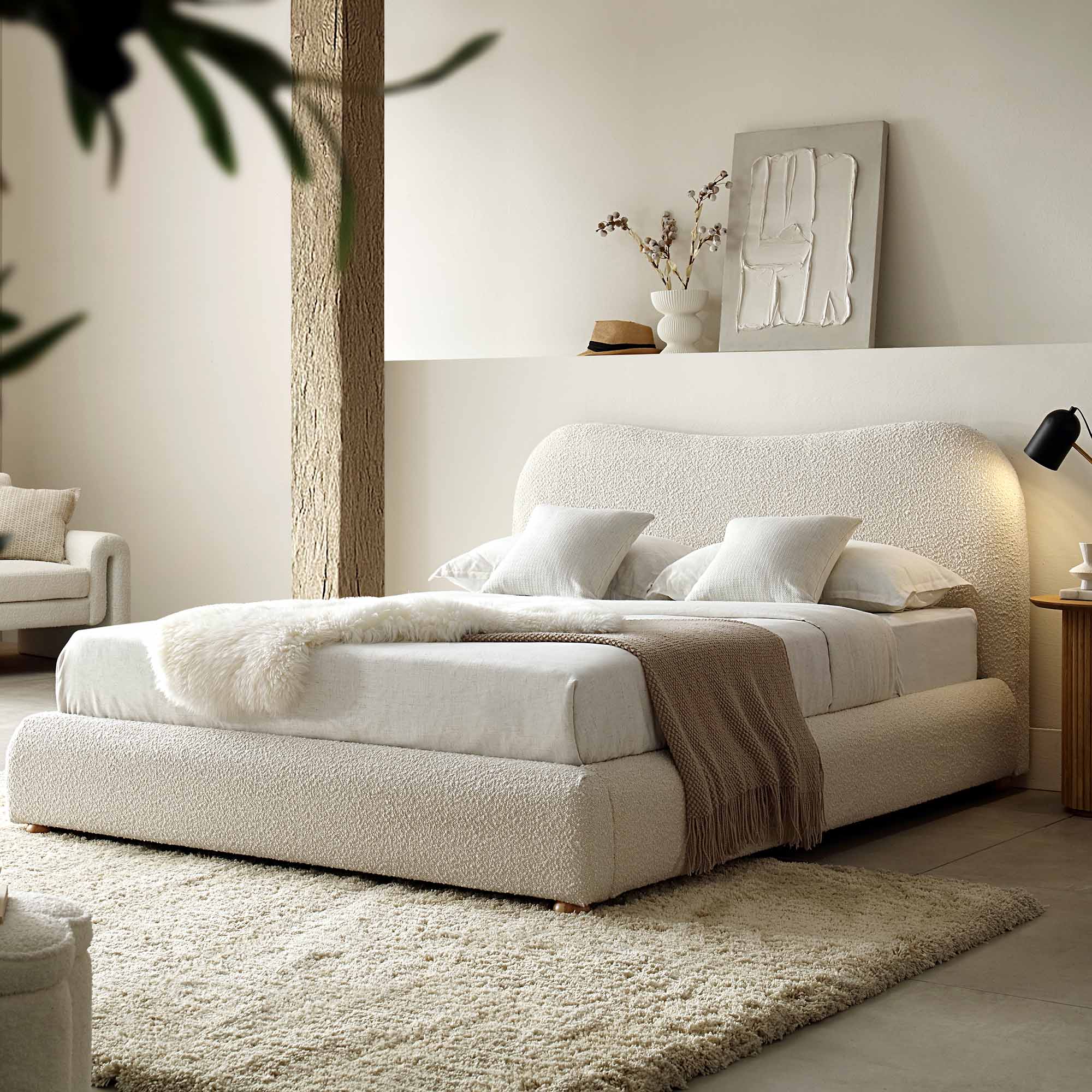 Novique Luxury Bed