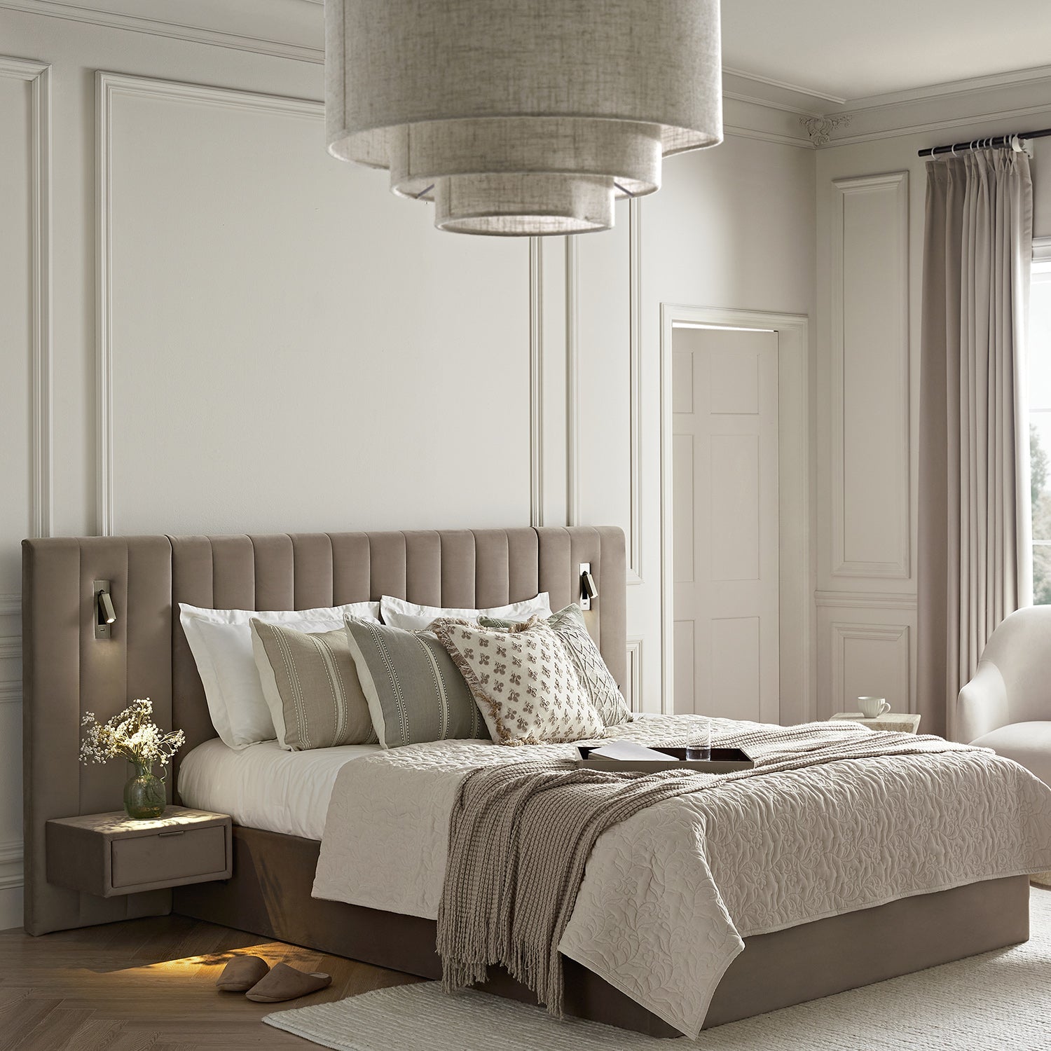 Serenzo Modern Bed