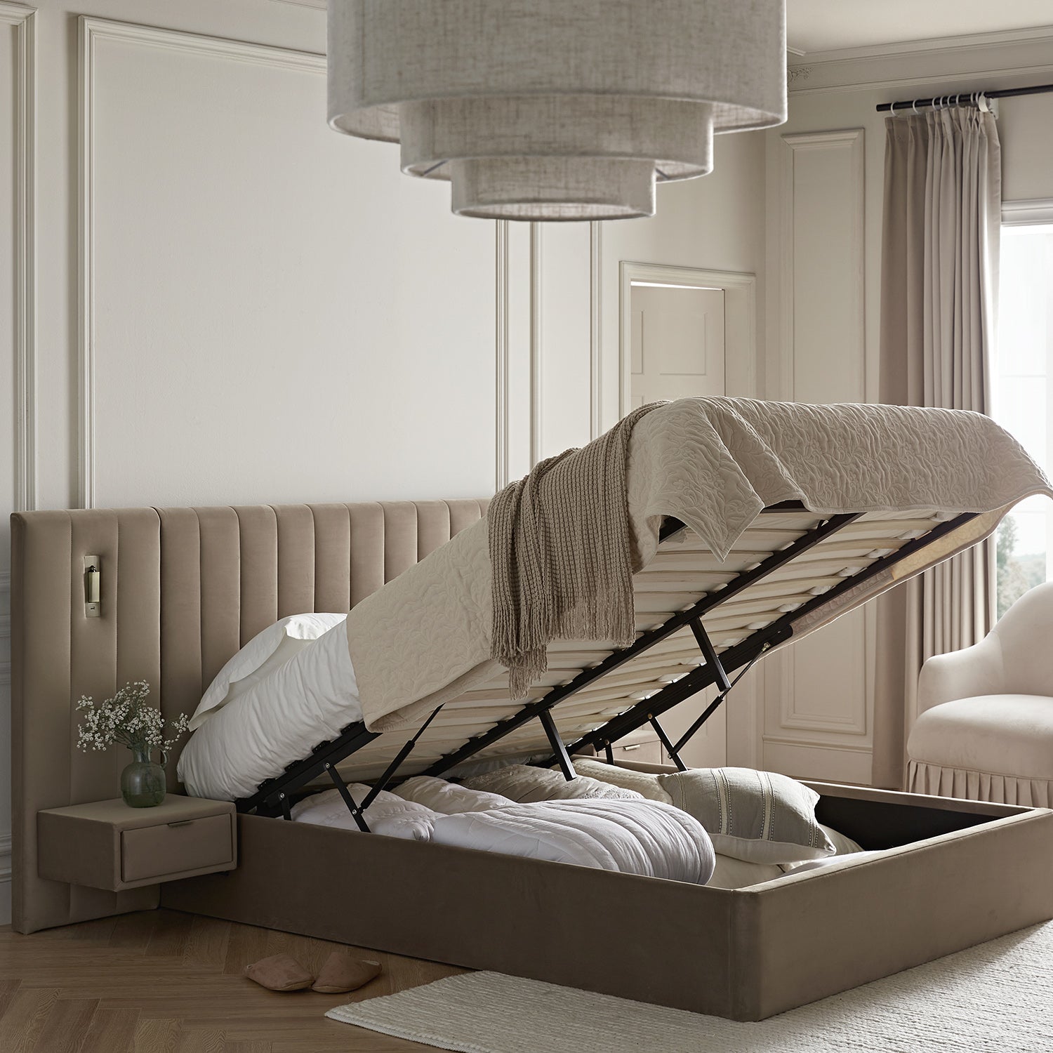 Serenzo Modern Bed