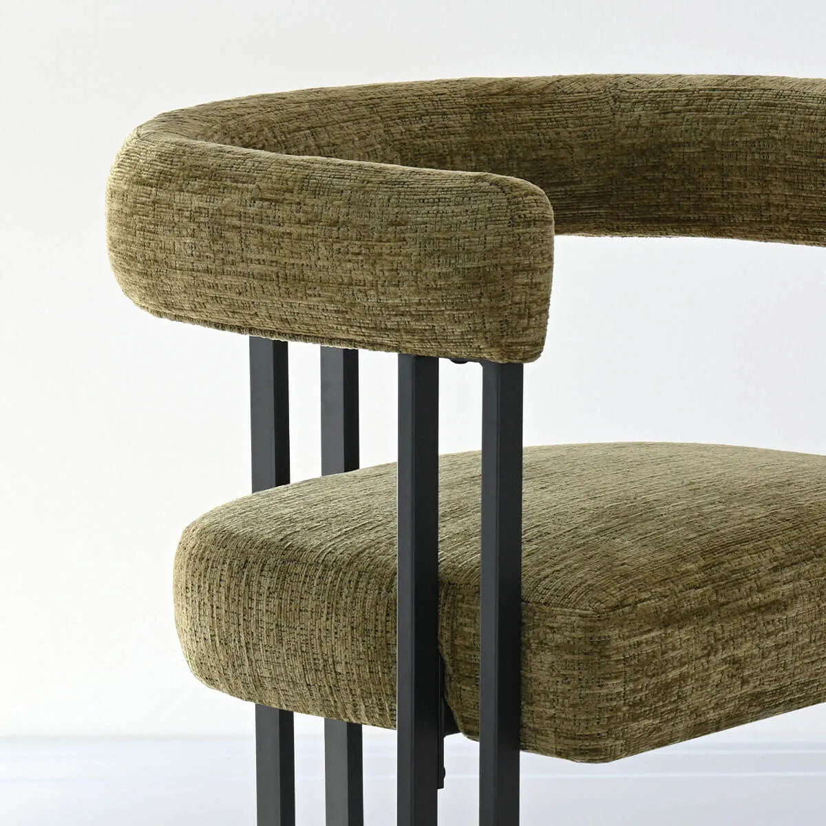 Verona Luxe Dining Set