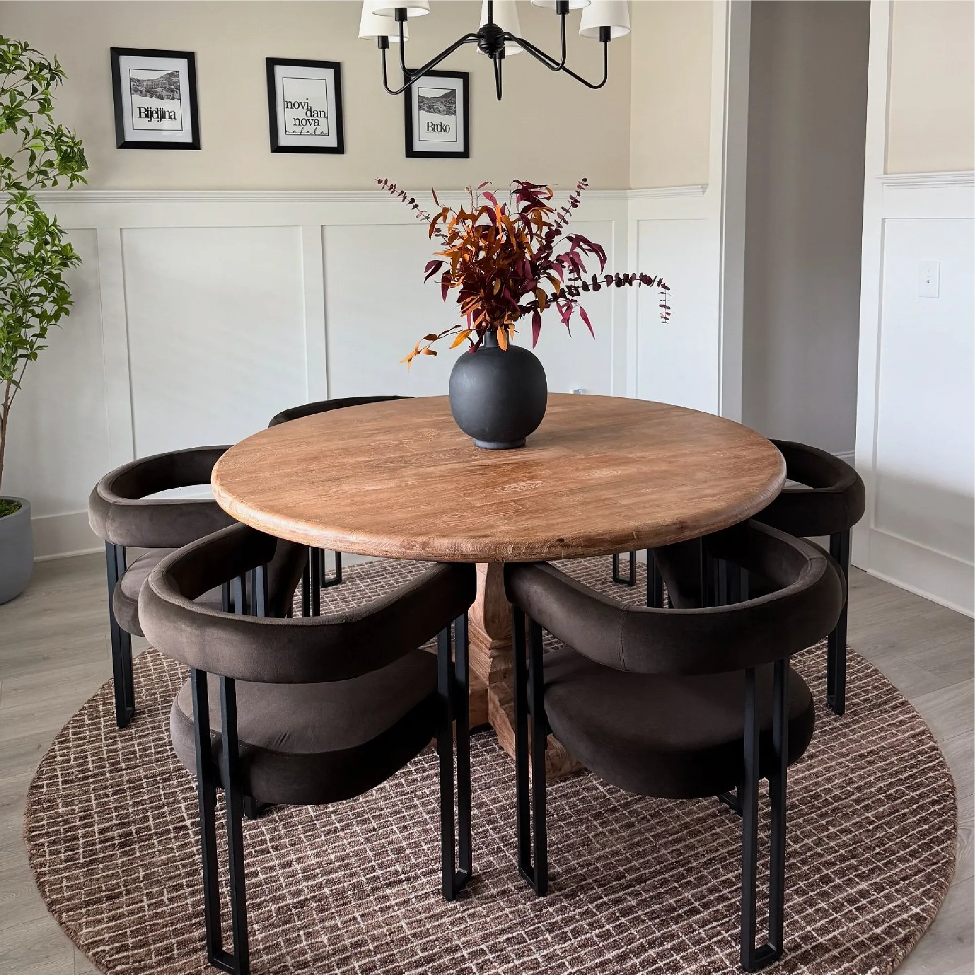Verona Luxe Dining Set