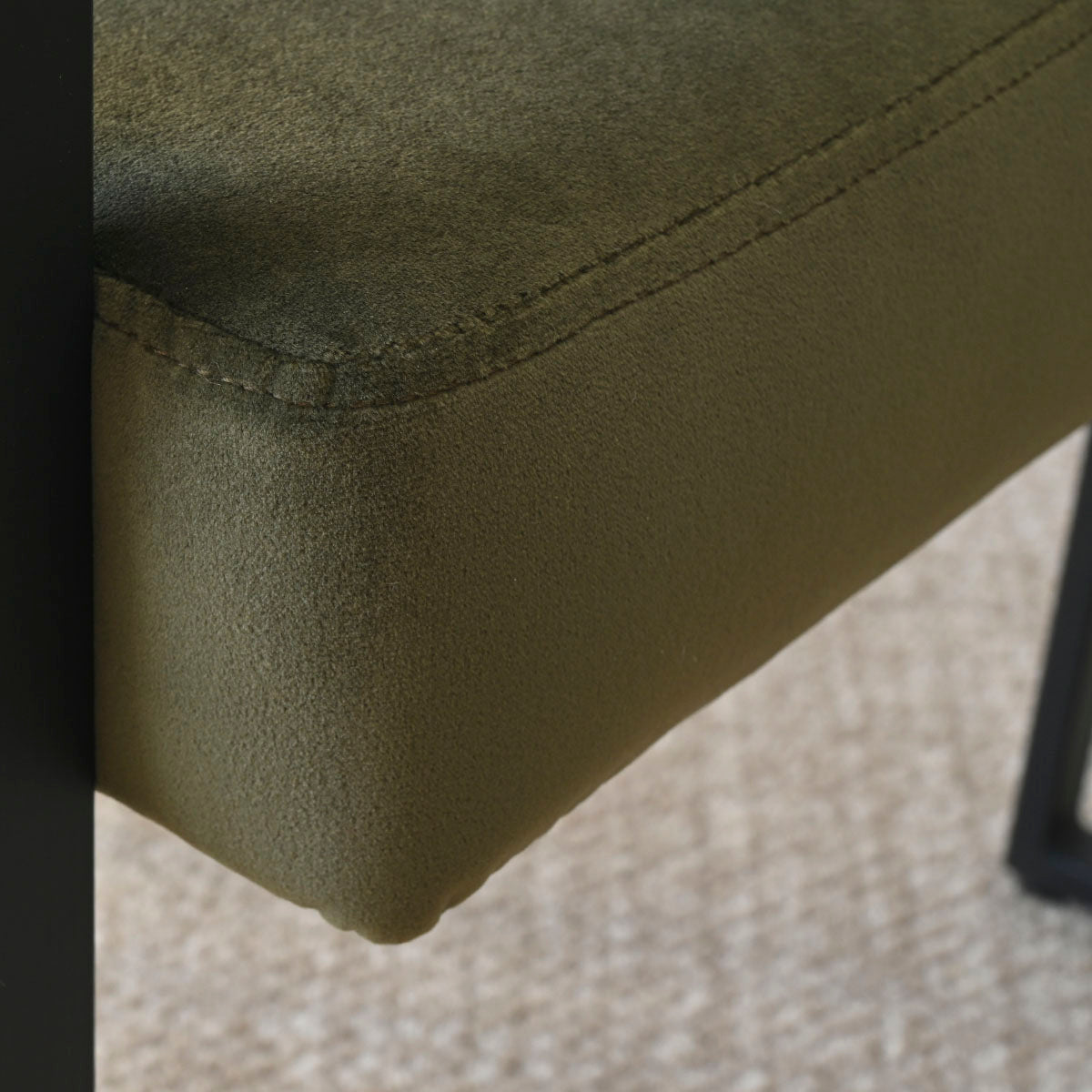 HavenCraft Dining Set