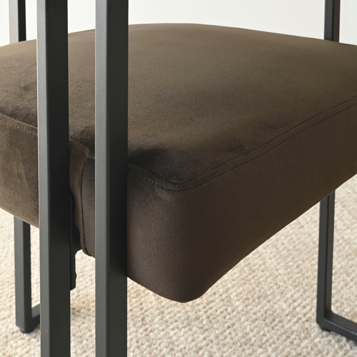 HavenCraft Dining Set