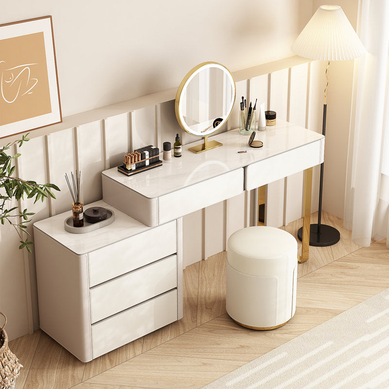 ZARELLE Makeup Studio