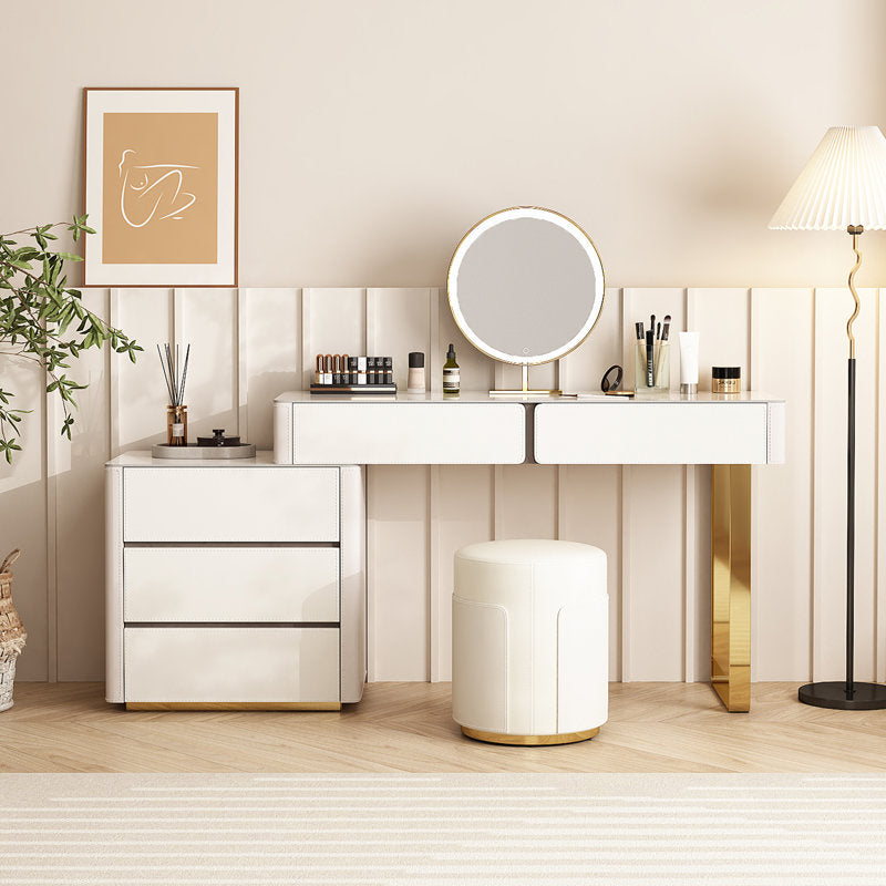 ZARELLE Makeup Studio