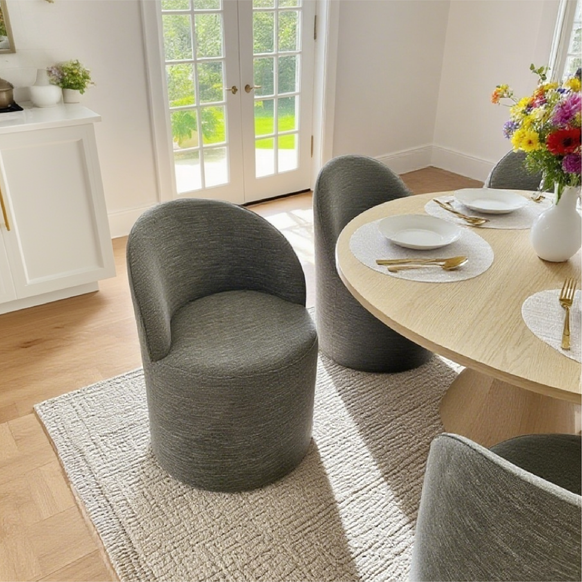 Oakline Grande Dining Set