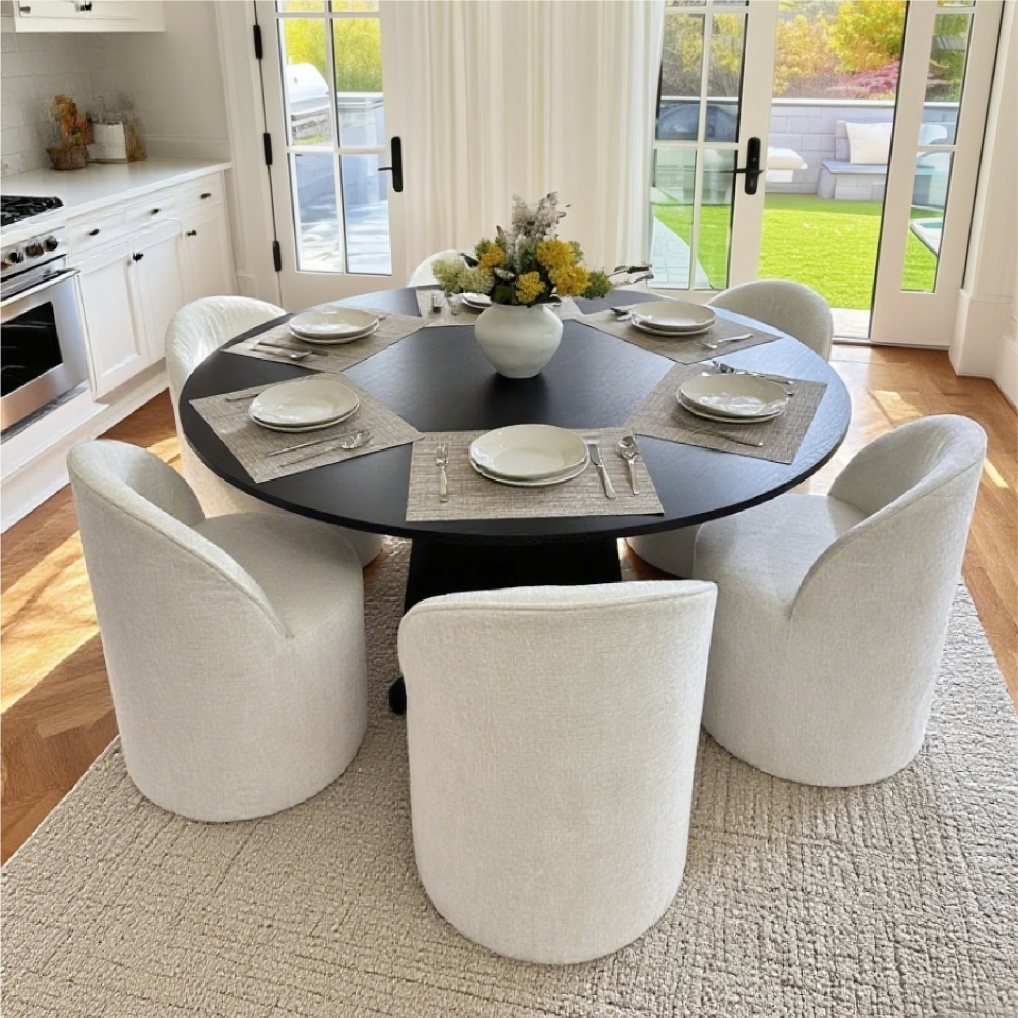 Oakline Grande Dining Set
