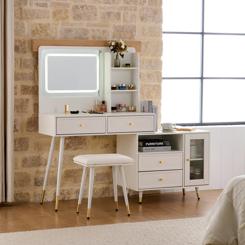 LUMIÈRE Beauty Vanity