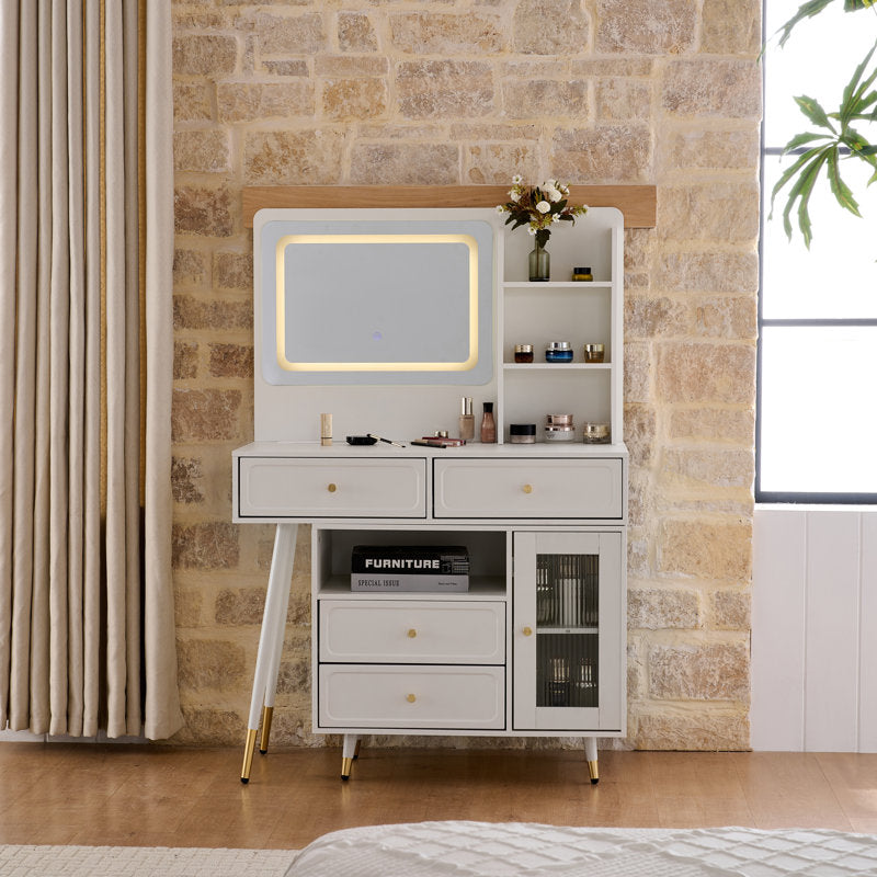 LUMIÈRE Beauty Vanity