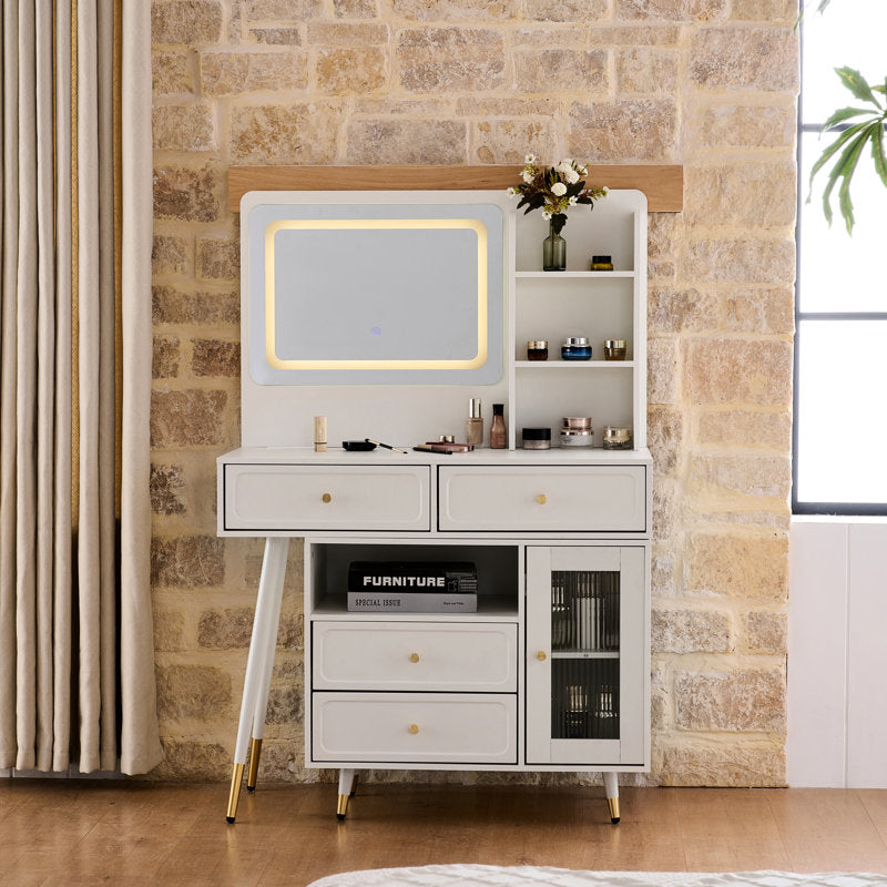 LUMIÈRE Beauty Vanity