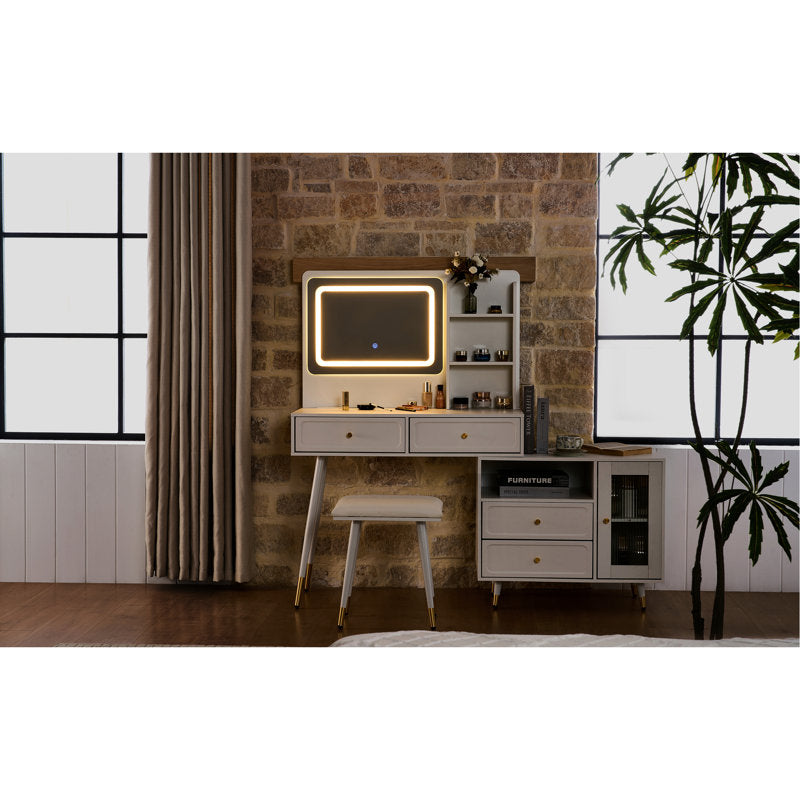 LUMIÈRE Beauty Vanity
