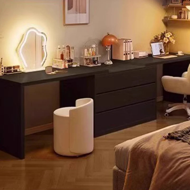 UrbanMuse Vanity