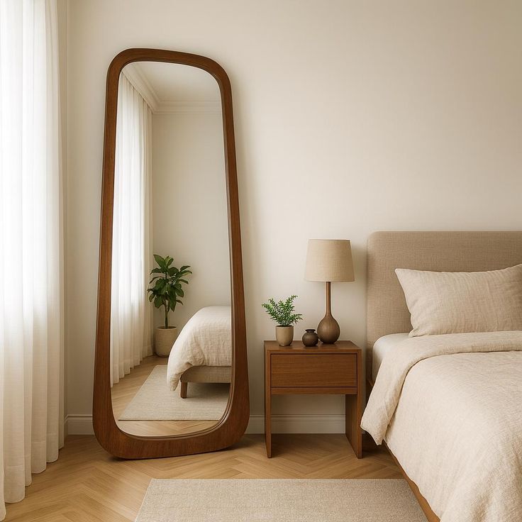 Mirenza Mirror