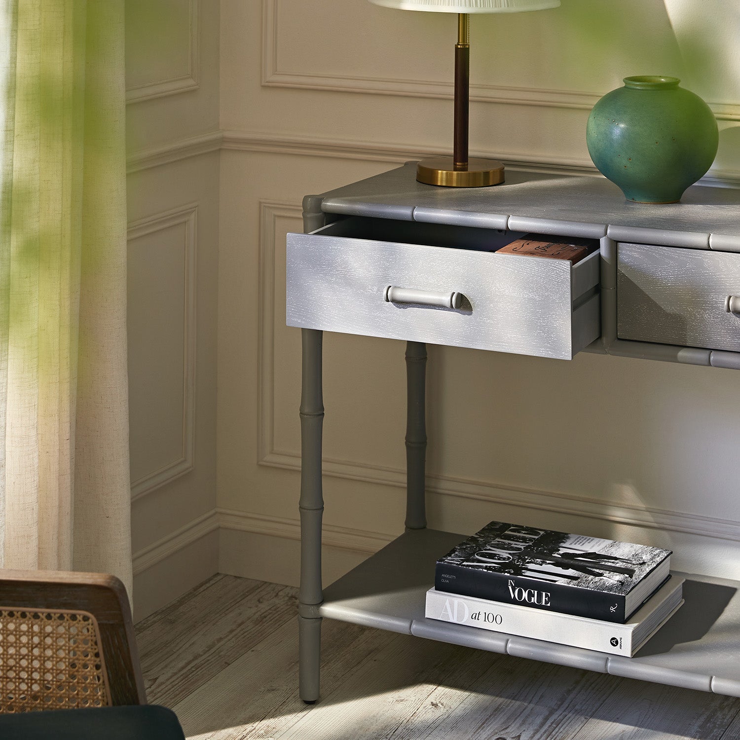 Milano Console