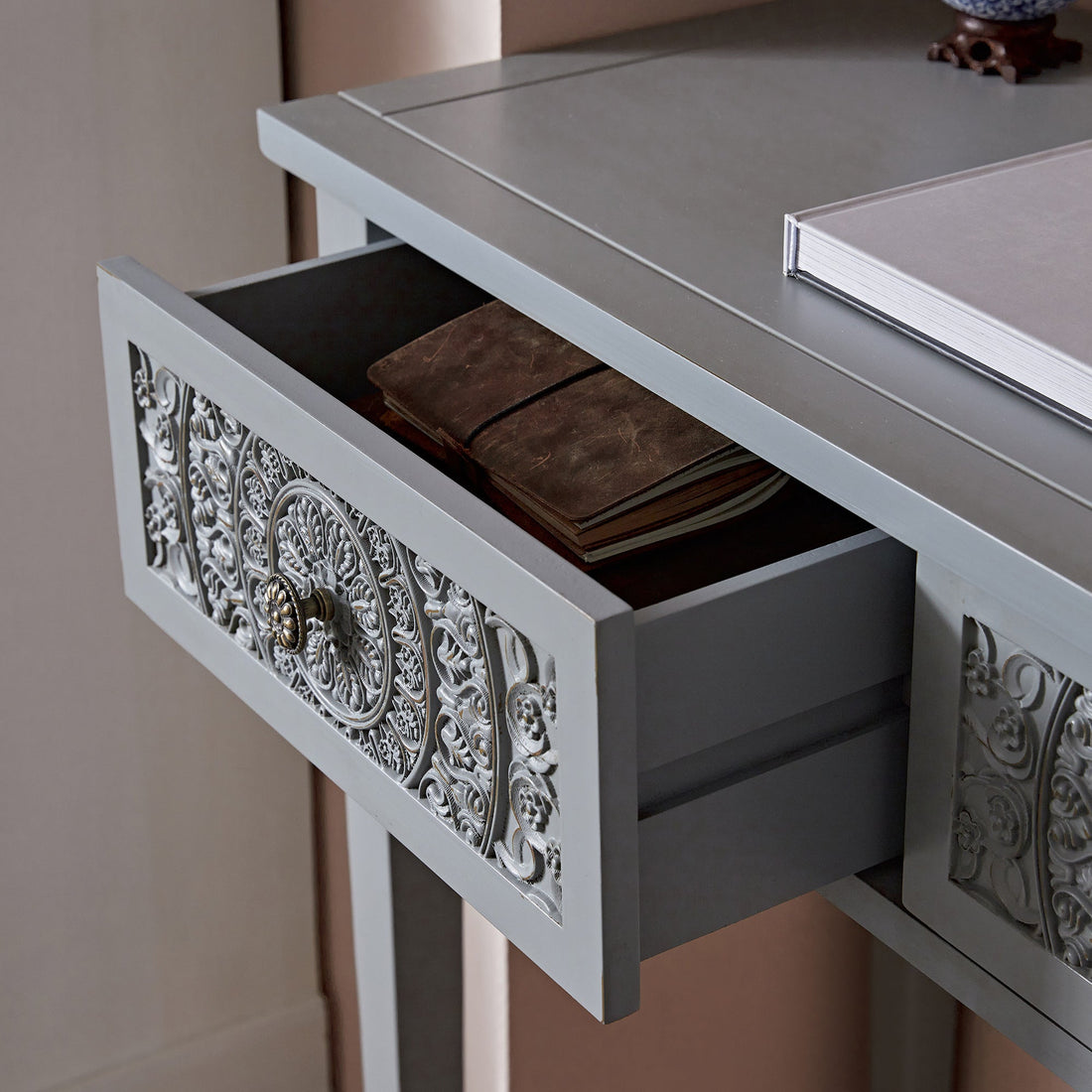 Amalfi Console