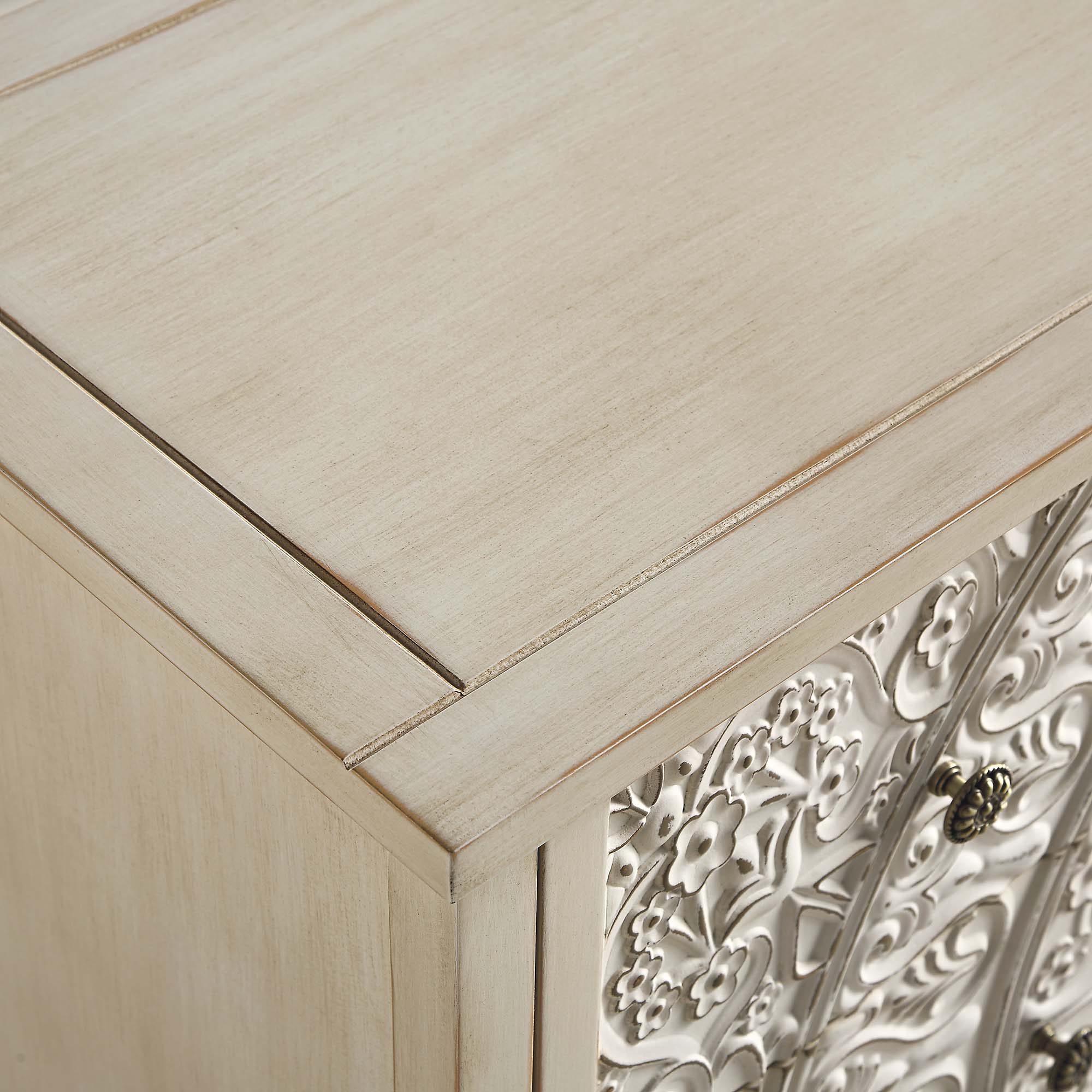 Chantilly Grand Carved Chest