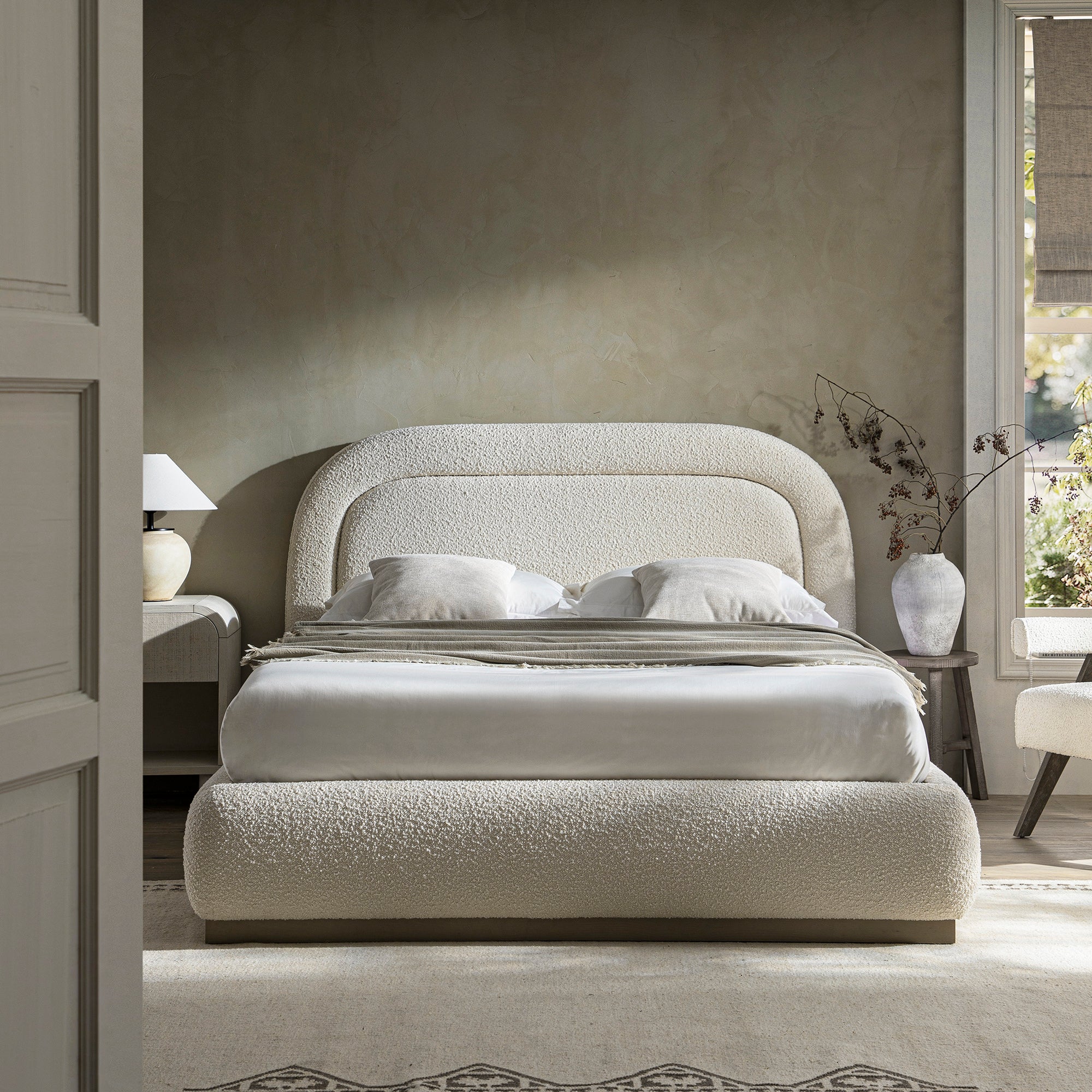 Dorvello Royal Bed