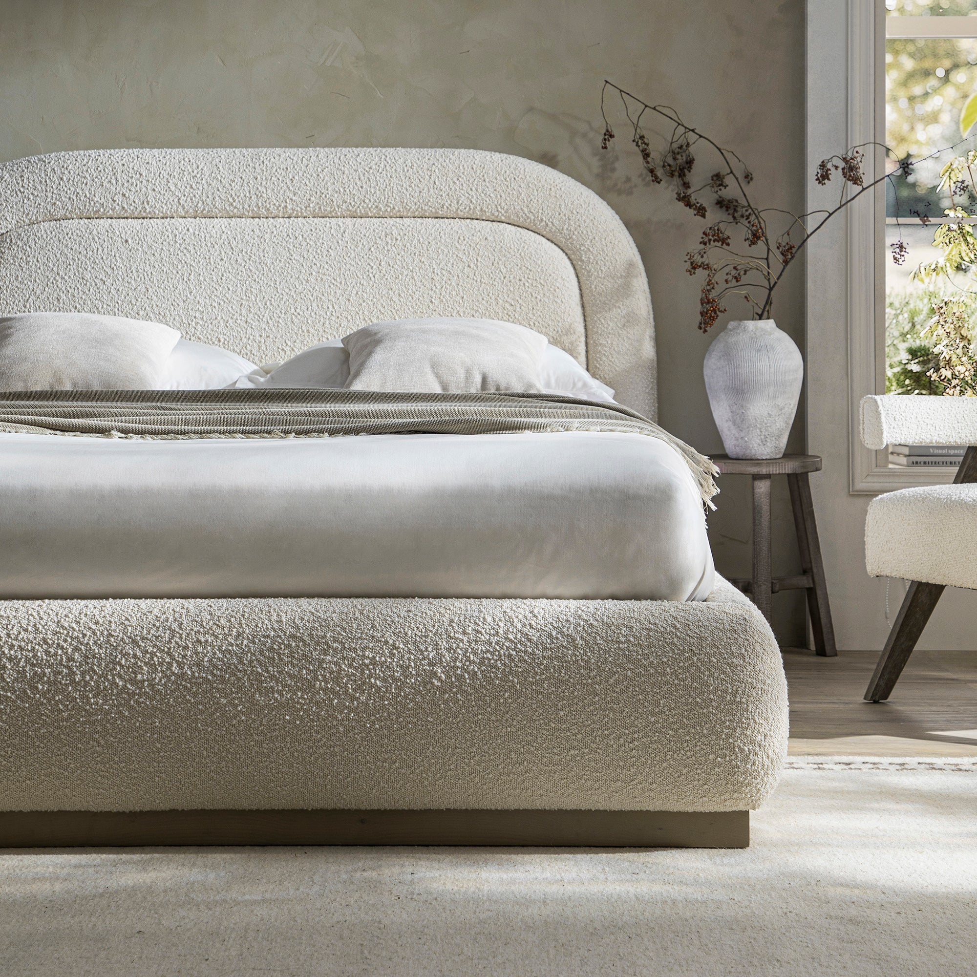 Dorvello Royal Bed