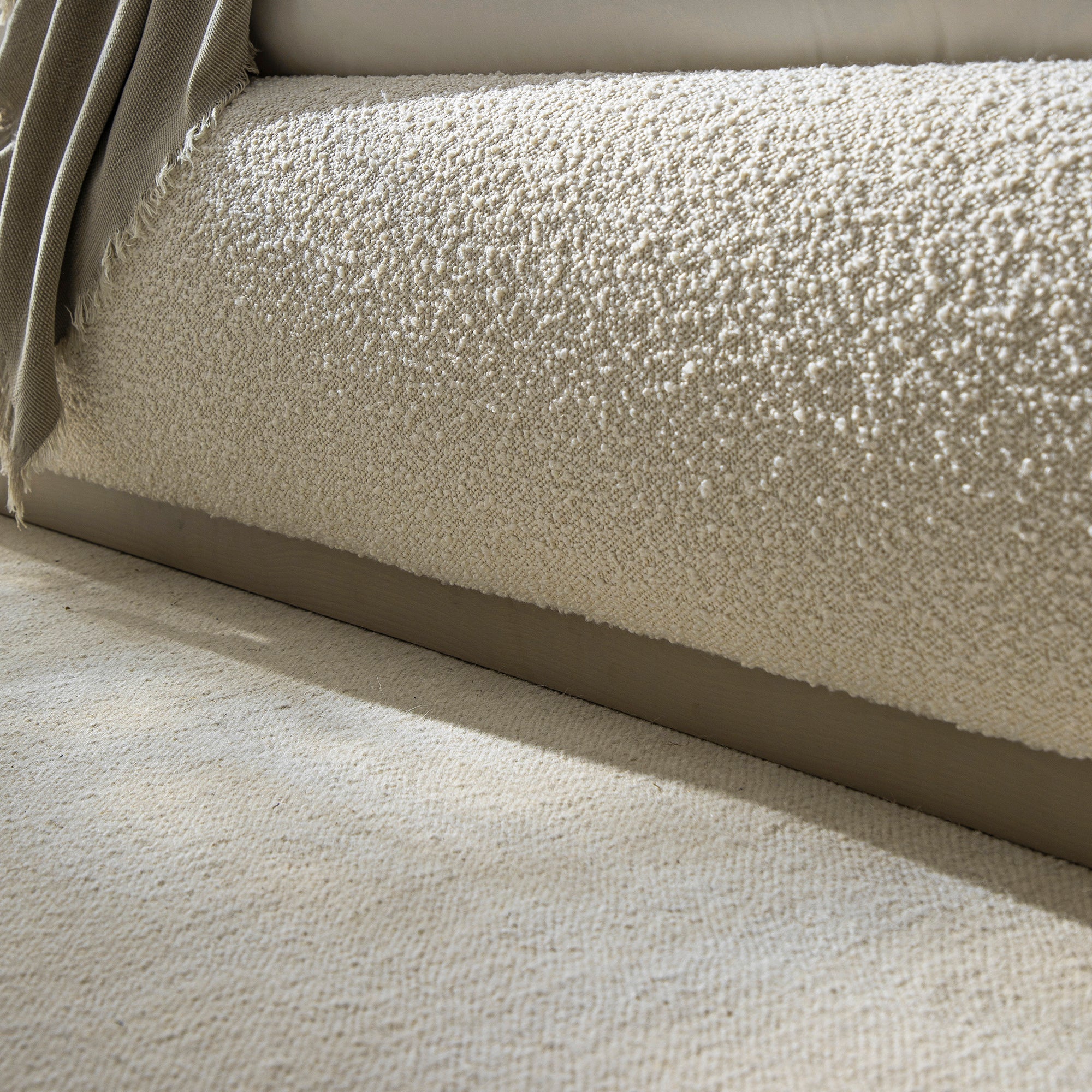 Dorvello Royal Bed