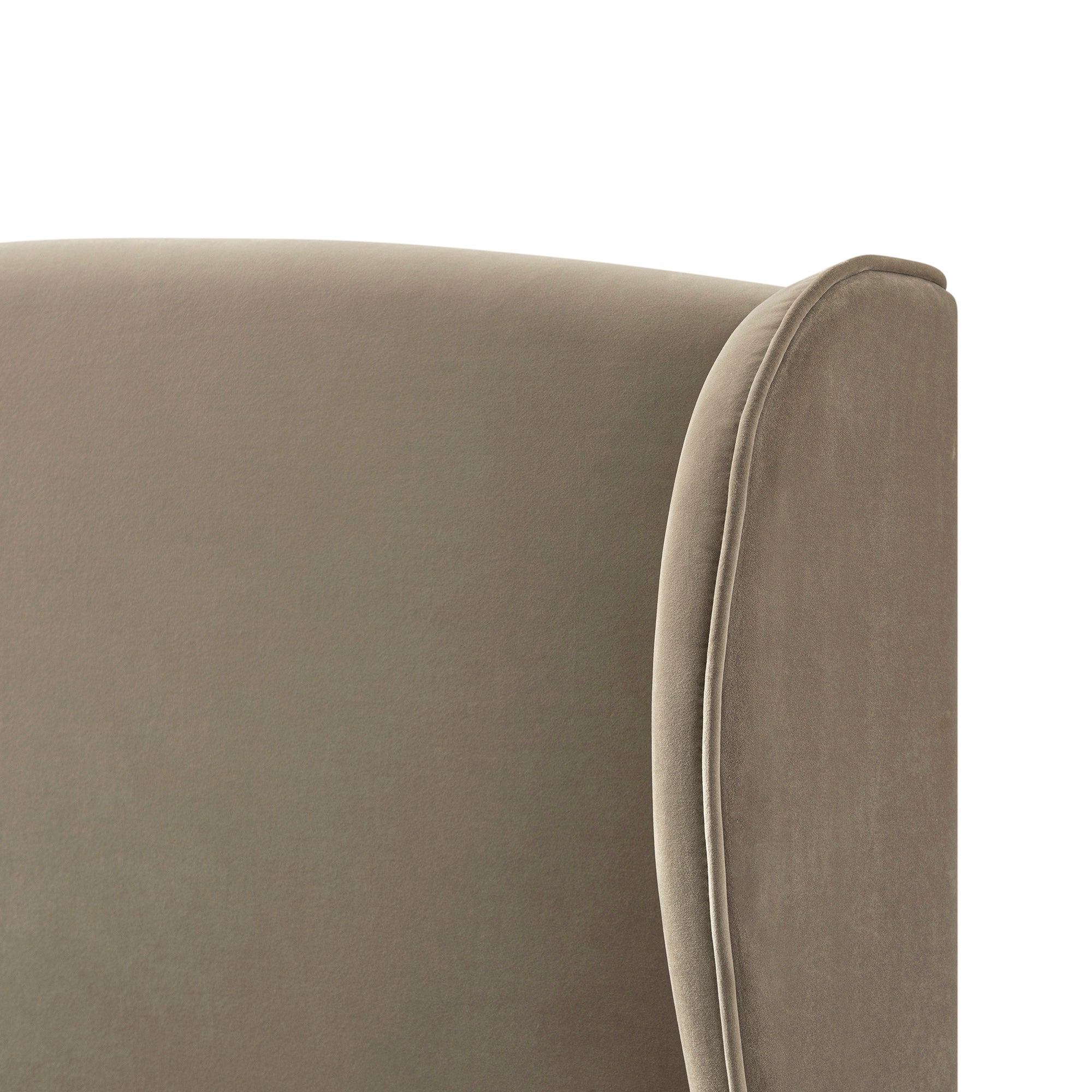 Aurelio Majesty Bed