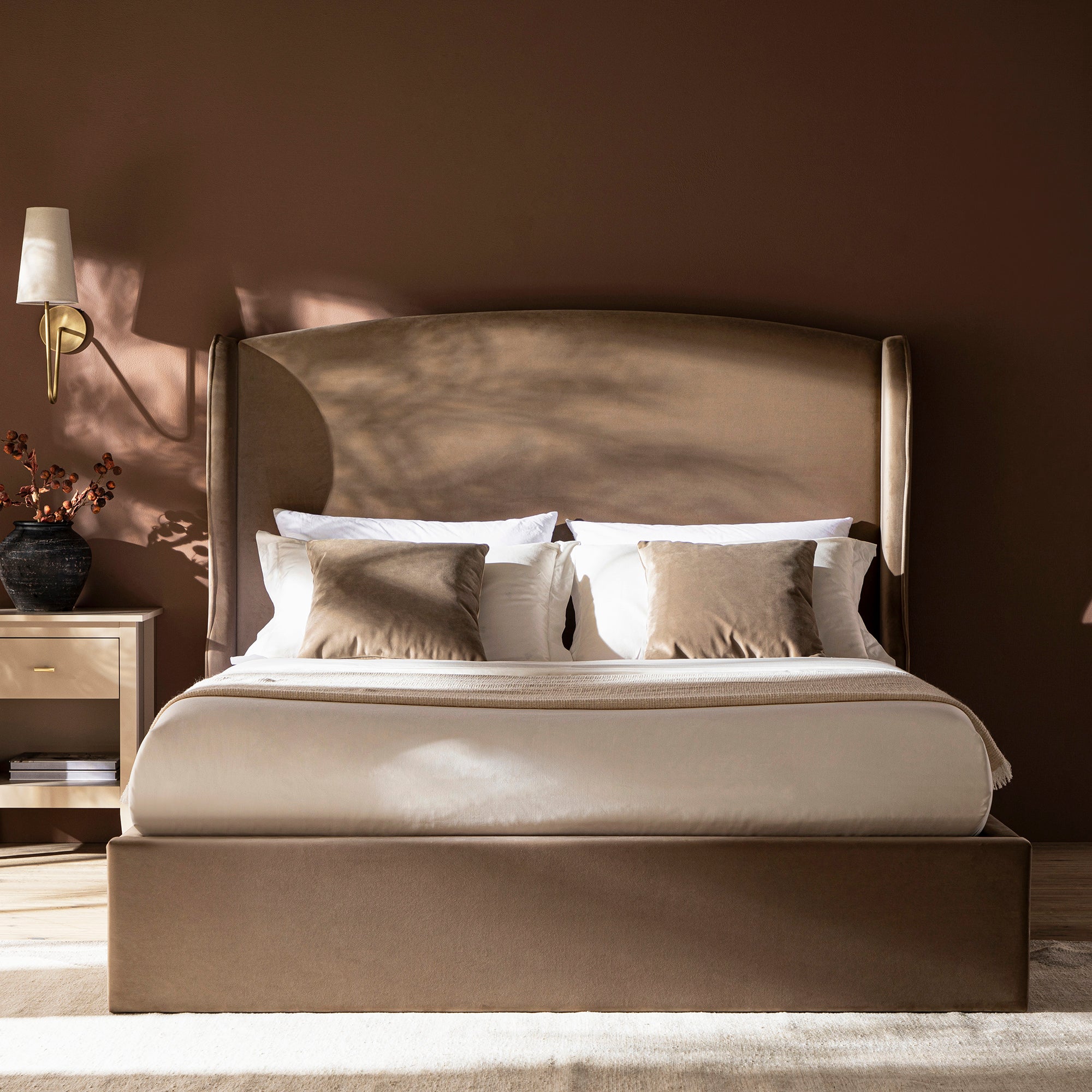 Aurelio Majesty Bed