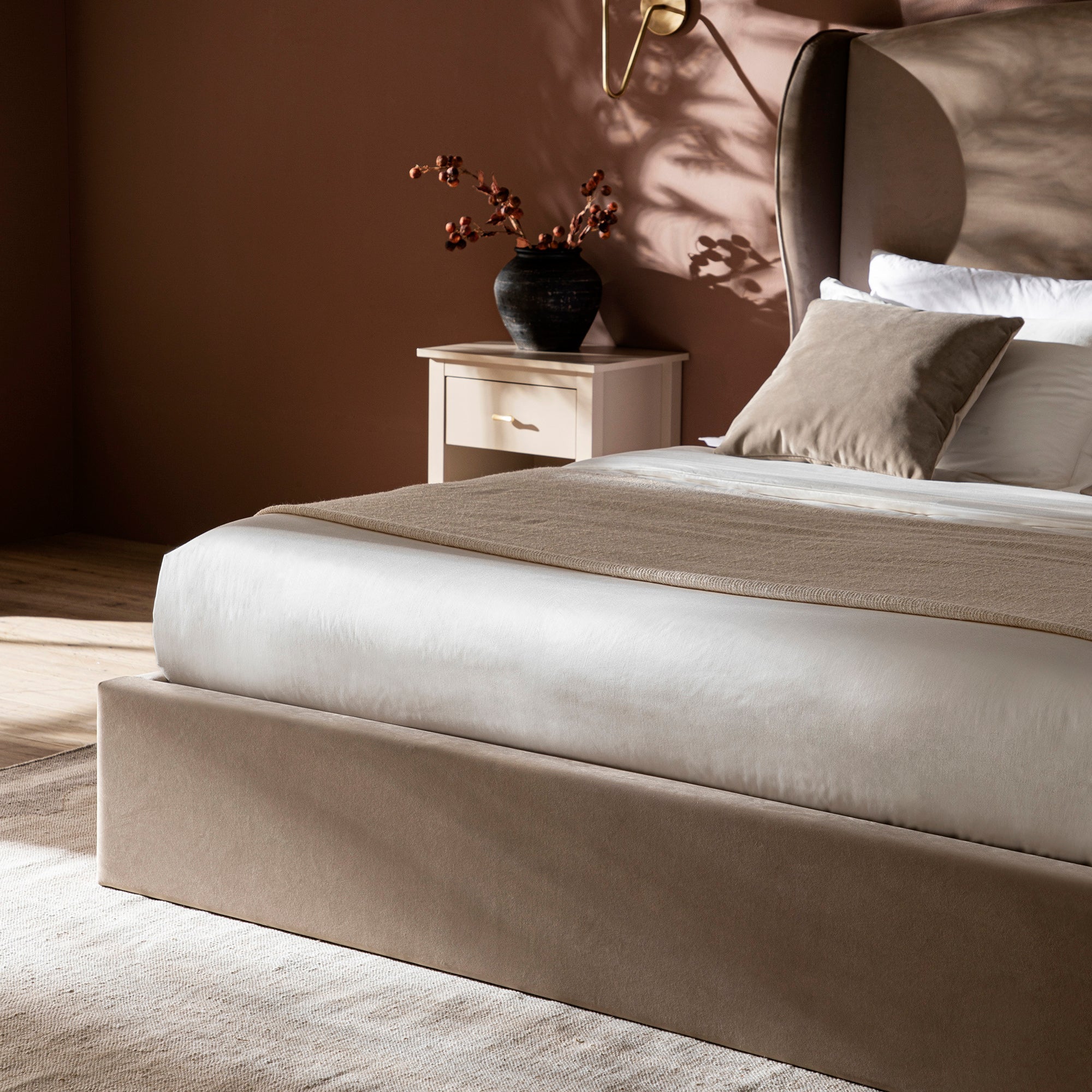 Aurelio Majesty Bed