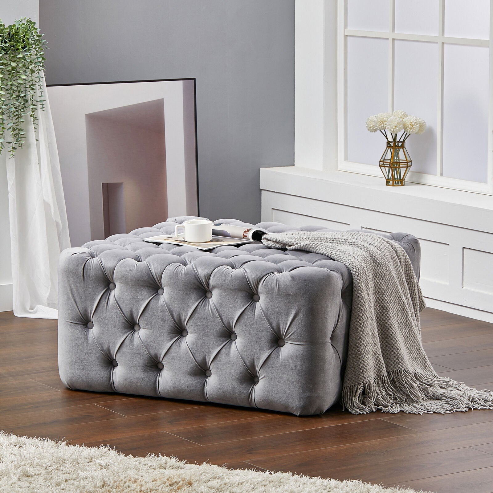 Velnora Ottoman